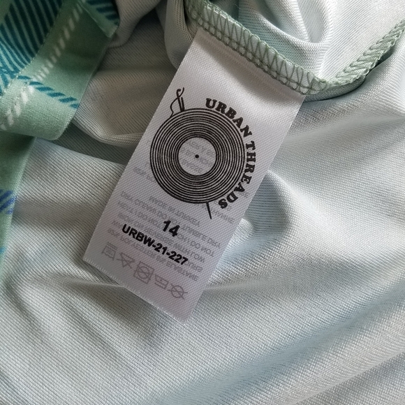 NWT Tshirt Dress Mint Green Plaid Urban Threads Size 14 - Picture 8 of 8